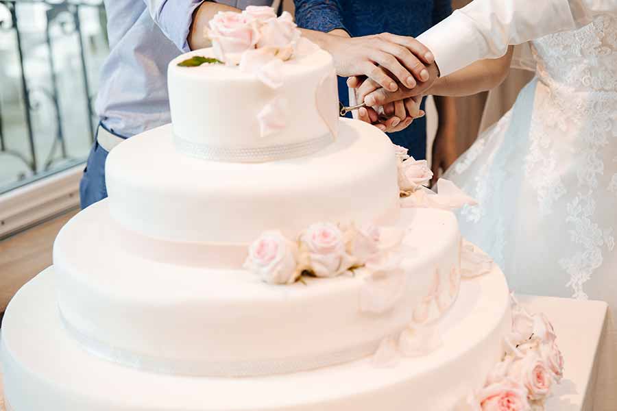 Wedding Cake Toppers: Important Things To Know