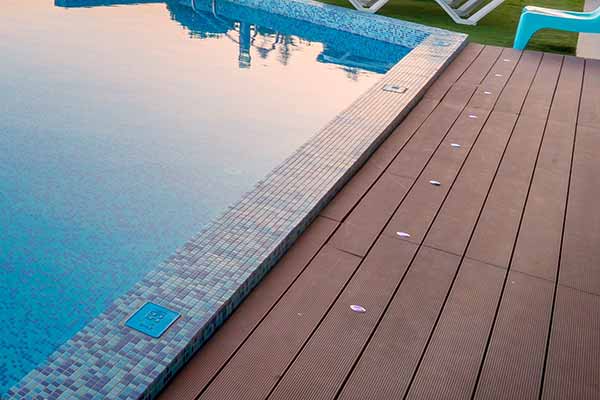 Pool Decking – The Perfect Way To Beautify Your Pool